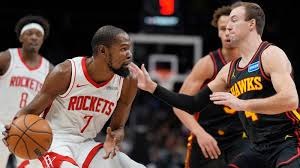 为什么棒球比赛中的比分牌上除了得分还有安打数和失误数